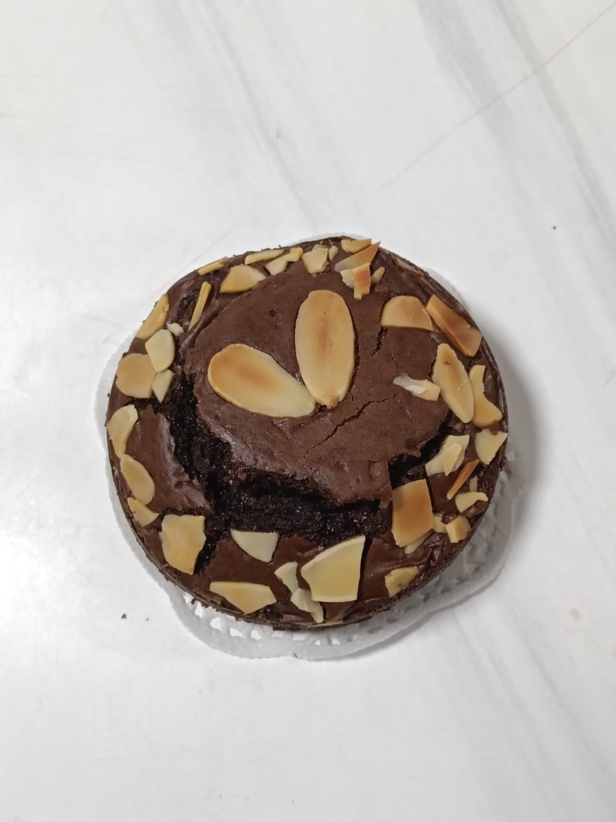 Brownbite Almond